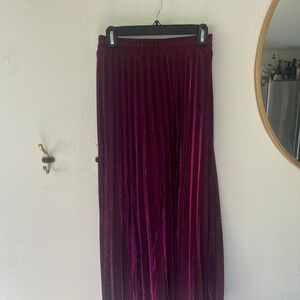 Accordion maxi skirt